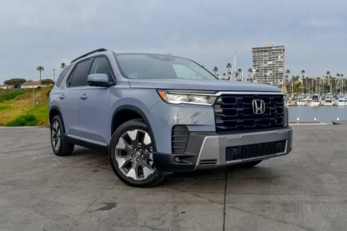 Buy This, Not That: The Best 3-Row SUVs for Back to School Carpools