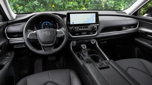 Toyota, Toyota Highlander, Toyota's July Lease Deal for Grand Highlander Is Reasonably Priced