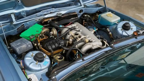 BMW, Someone Is Selling A 1977 BMW 320i With Just 9,000 Original Miles