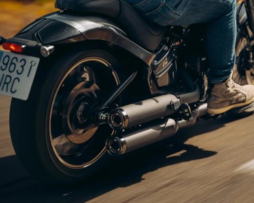 This Stunning, Affordable New Retro-Styled Cruiser Might Be the Most Rider-Friendly Yet