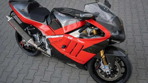 This Ultra-Rare Yoshimura Superbike Makes A Normal GSX-R1000 Look Basic