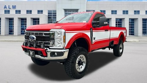 Ford, This Ford Dealer Knows How to Sell Trucks: Make Them Look Old