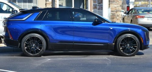 Most affordable luxury SUVs to lease in 2026