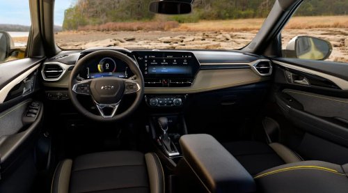 Chevy, Buick, 306,000 Chevy and Buick SUVs Recalled After 33,000 Camera Complaints