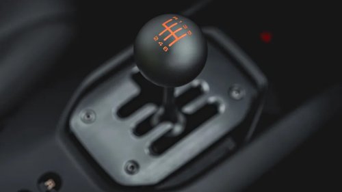Ferrari, This Ferrari Will Make You Believe You’re Shifting a Manual, but You Aren’t