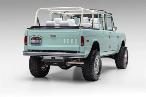 Ford, Ford Bronco, Mark Wahlberg’s Custom 1974 Ford Bronco Heads to Auction With 460 HP Coyote V8 and Serious Celebrity Appeal