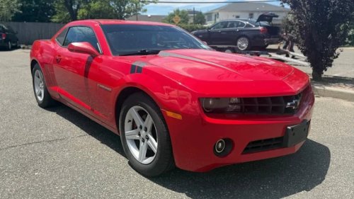 Reddit users challenge each other to find the most obscure cars for less than $5,000 in their area