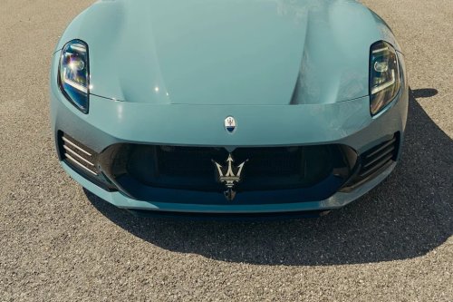 View Exterior Photos of the 2027 Maserati GranCabrio Folgore