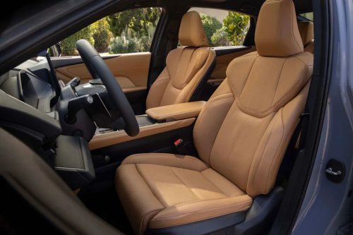 Lexus, Lexus ES, 2026 Lexus ES First-Drive Review: An Honest Luxury Sedan, Now in EV and Hybrid Flavors