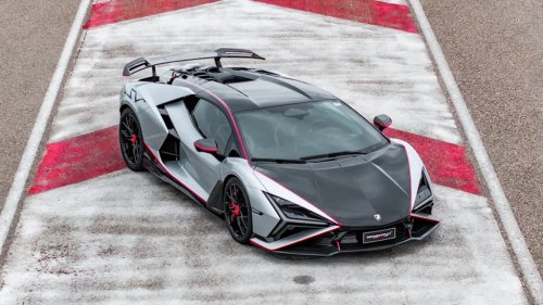 Why Lamborghini Won't Attempt a Nürburgring Lap Record With the Revuelto SV