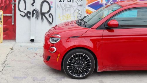 What's It Like To Live With A (Mostly) Free Fiat 500e For Two Years? These YouTubers Found Out