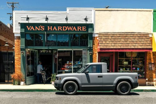 Slate, Toyota, Toyota Tundra, Homestead farmer with chickens says Slate truck could replace their $100-a-tank Toyota Tundra