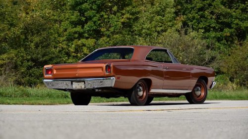 This Hemi-Powered 1969 Plymouth Road Runner Could Divide Mopar Purists