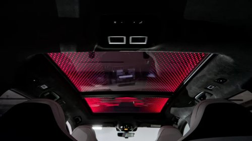 Audi, I just saw the upcoming 2027 Audi Q9 and SQ9 — and they project turn signals onto the road