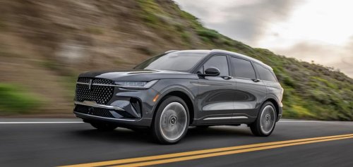 Ford, Ford Recalls 66,000 Hybrid SUVs Pedestrians May Not Hear Coming