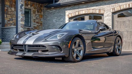 Dodge, Dodge Viper, This 543-Mile 2017 Dodge Viper GTC Is One of the Rarest Final-Year Vipers Ever Built