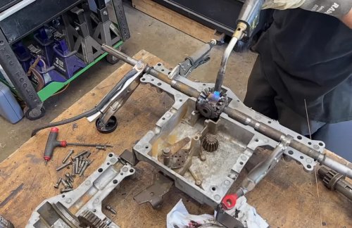 Ever Wondered How To Build a Racing Lawnmower? This YouTuber Did It for $25