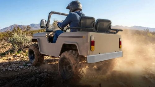 This Tiny $3,000 Truck Is An Off-Road Go-Kart For Teenagers With Bronco Dreams