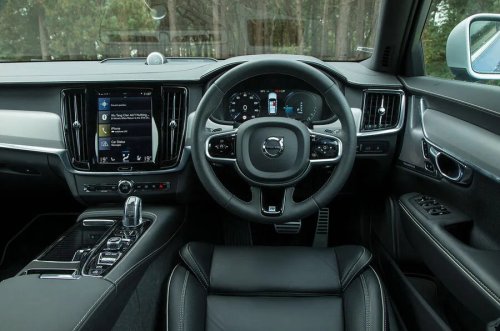 Volvo, Volvo V90, Volvo quit estates, but you don't have to - bag a V90 for £8k