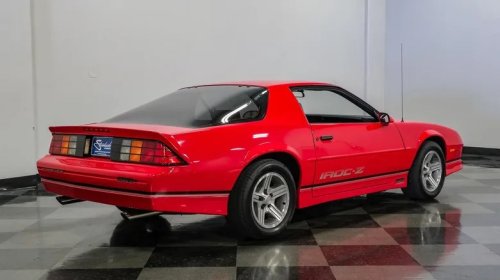 Chevrolet, Chevrolet Camaro, 13,000-Mile 1990 Chevrolet Camaro IROC-Z For Sale With A 5.7 V8 Is Pure Nostalgia Fuel
