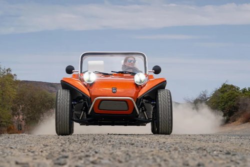 We’re the First to Drive the New Meyers Manx 2.0, an Electric Buggy with Gloriously Vintage Vibes