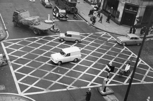 Chaos, hand signals and the 'code': Driving in 1950s London