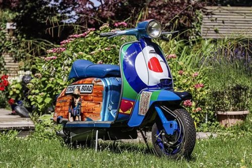 Famous Paul Weller ‘Stanley Road' Lambretta Heads to Auction