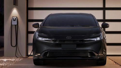 2027 Toyota Prius and Prius PHEV Get Small Tweaks, Slightly Higher Prices, and Same Sharp Style