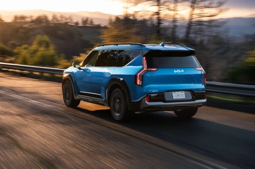 Kia, Kia Recalls 21,290 EV9s Because Airbags May Deploy With a Child Up Front