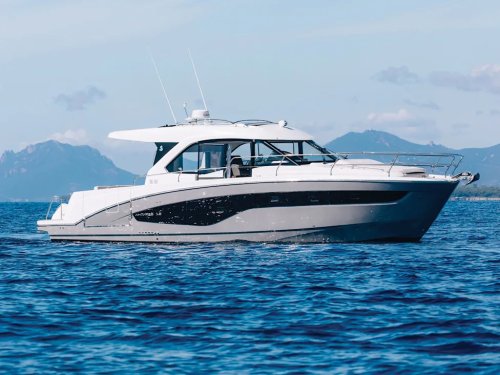 Boat Test: 2026 Beneteau Antares 12 Coupe