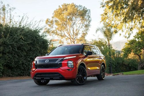 Hybrid Vehicles and SUVs Dominate Shopper Interest So Far This Year