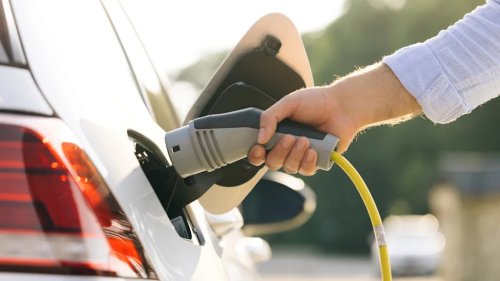 Canadian driver tallies 2,728-mile EV road trip, says gas would've cost $116 more