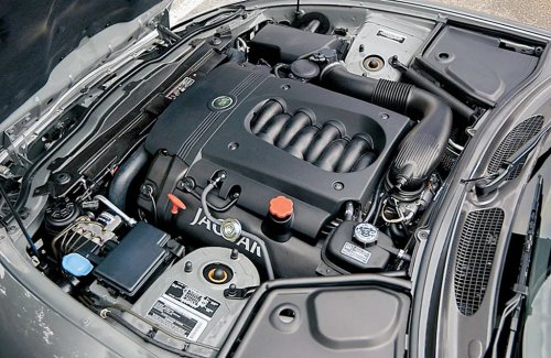 View Photos of the 2004 Luxury Convertibles