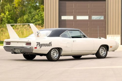 A Documented 440 Superbird Tests What Wing-Car Buyers Really Pay For
