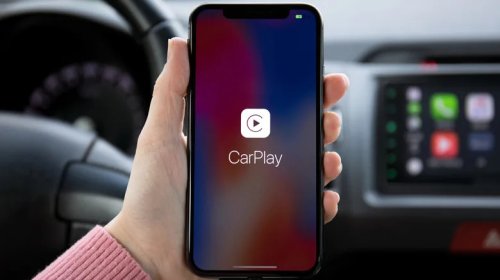 Apple CarPlay Isn't Working In Your Car? Here's What To Check First