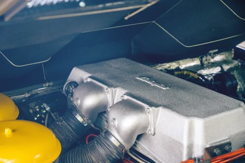 Enjoy the brilliantly absurd Lamborghini LM002
