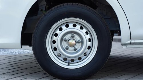 What Are The Benefits Of Using Alloy Wheels Over Steel?