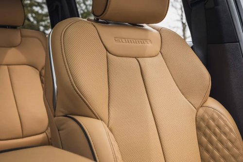 View Interior Photos of the 2026 Jeep Grand Cherokee Summit