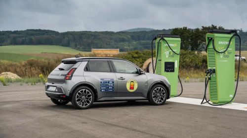 Same Battery Size, Different Range: VW ID. Polo Takes On Renault 5