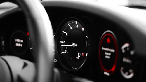 A Popular Dealer-Installed Car Alarm Turned Out to Be a Universal Remote for Thieves
