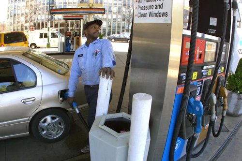 “Full Serve” EV Charging Is Coming From Self-Driving.  We’re Not Ready.
