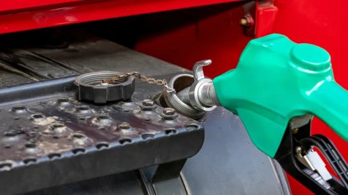Can Jet Fuel Be Put Into A Diesel Engine? (And What Happens If It Is?)