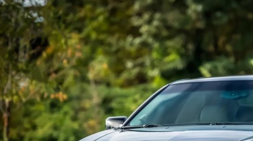 9 V8 Sedans Old-School Drivers Will Feel Right At Home In