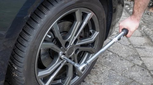 Torquing Your Wheels Is Crucial, But Where Do You Actually Find The Spec?