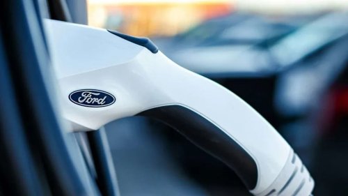 Ford’s EV Sales Keep Sliding, Mach-E Inventory Piles Up, and Hybrids Fill the Gap