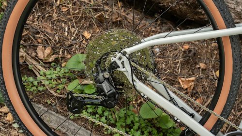 I tested Boardman’s powerful electric hybrid and its 85Nm motor makes molehills out of mountains