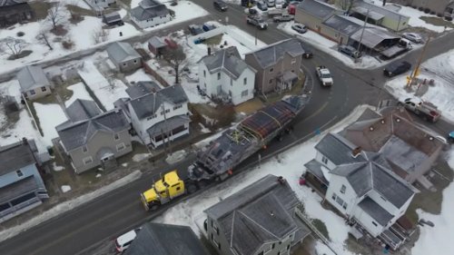 Michigan Man’s Rare Navy SEAL Boat Purchase Turns Into Highway Chaos