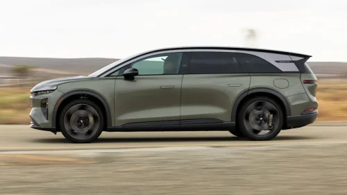 Lucid, The Lucid Gravity Just Got Hands-Free Driving, Smarter Navigation, and Better Charging Tools