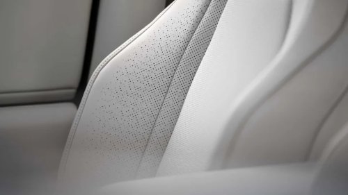 Toyota Delays 2027 Highlander EV As Demand For Gas Model Remains Robust