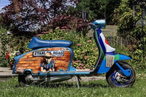 Famous Paul Weller ‘Stanley Road' Lambretta Heads to Auction